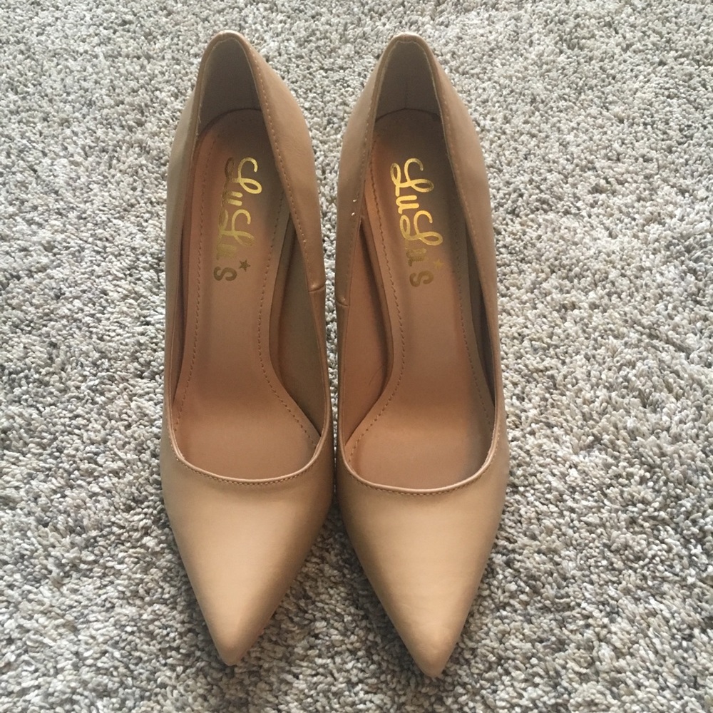 Lulu’s Nude Pumps - NWOT
